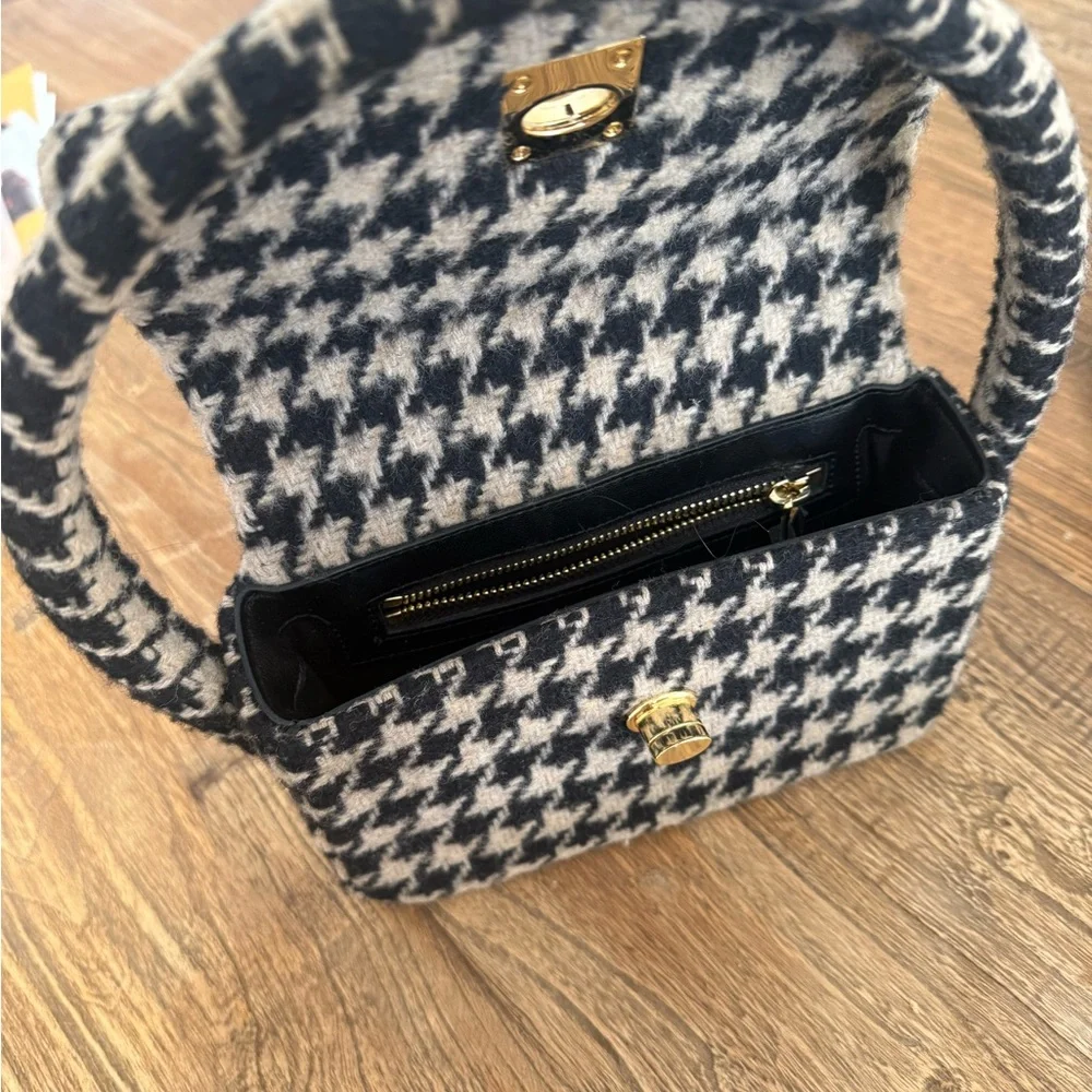 Anine Bing Nico Black and Tan Shoulder Bag with Houndstooth Pattern - Picture 3 of 7
